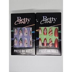 Set of 2-Betty Cora Press on Christmas Snowman Festive Nails
